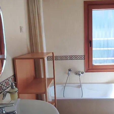Chrysa's House In Front Of The Sea 公寓